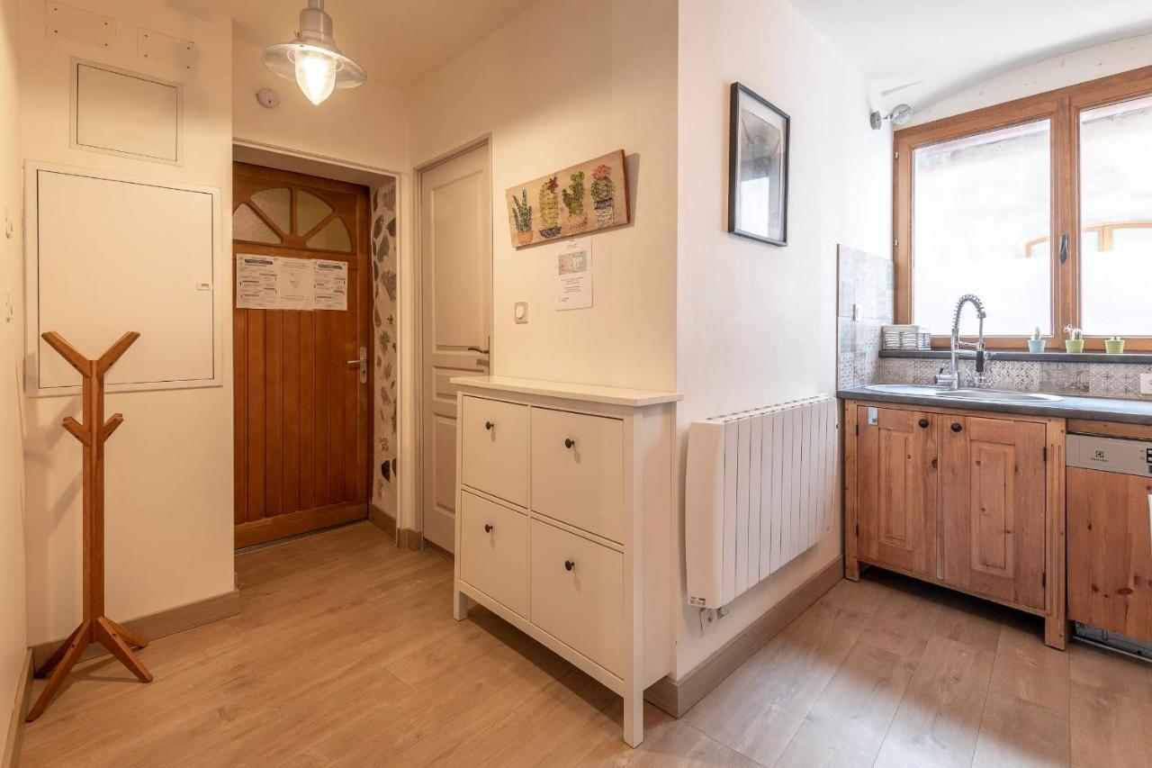 Reflet Des Alpes Furnished Flat Apartment อานซี ภายนอก รูปภาพ